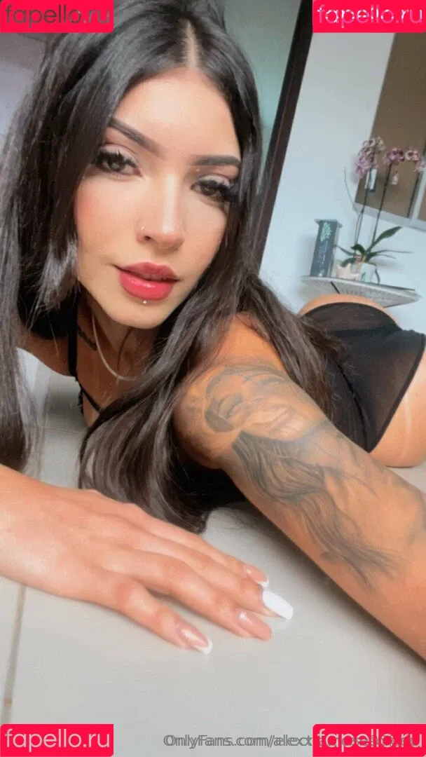 alexuncensoredx / alexxanderdennis / alexxxuncensoredx Onlyfans Photo Gallery 