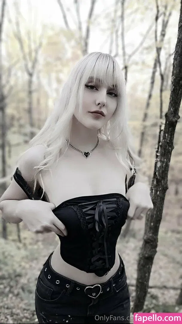 aikodivinex Onlyfans Photo Gallery 