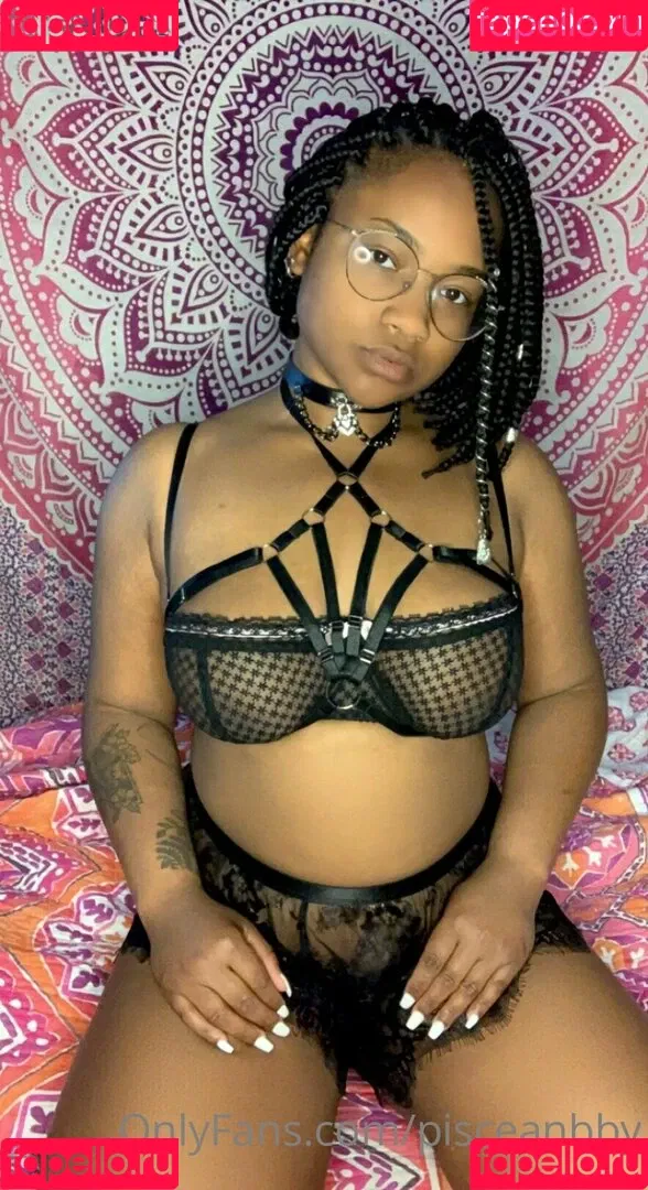 officialpiscesbaby / pisceanbby Onlyfans Photo Gallery 