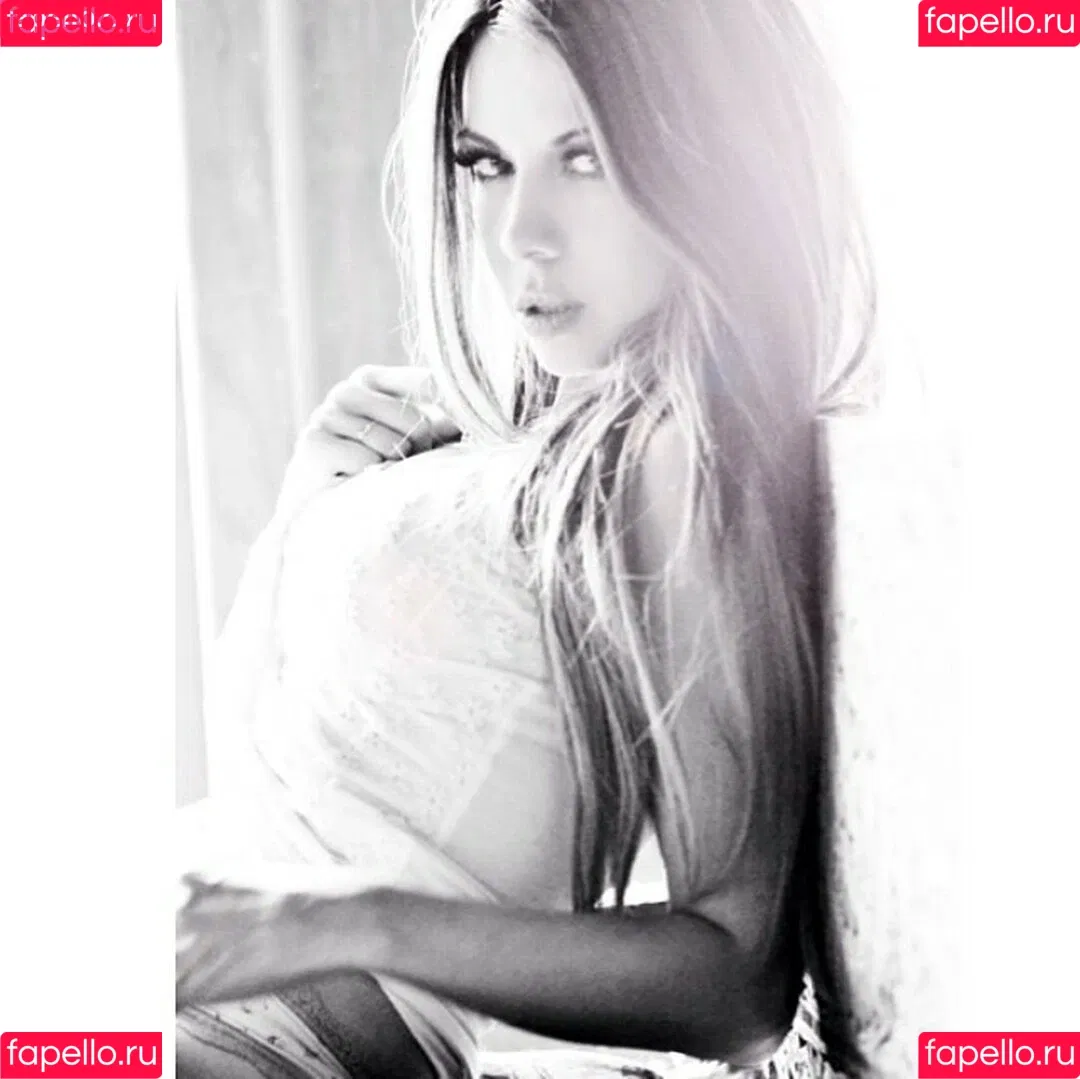 Jimena Sanchez / jimenasanchezmx Onlyfans Photo Gallery 