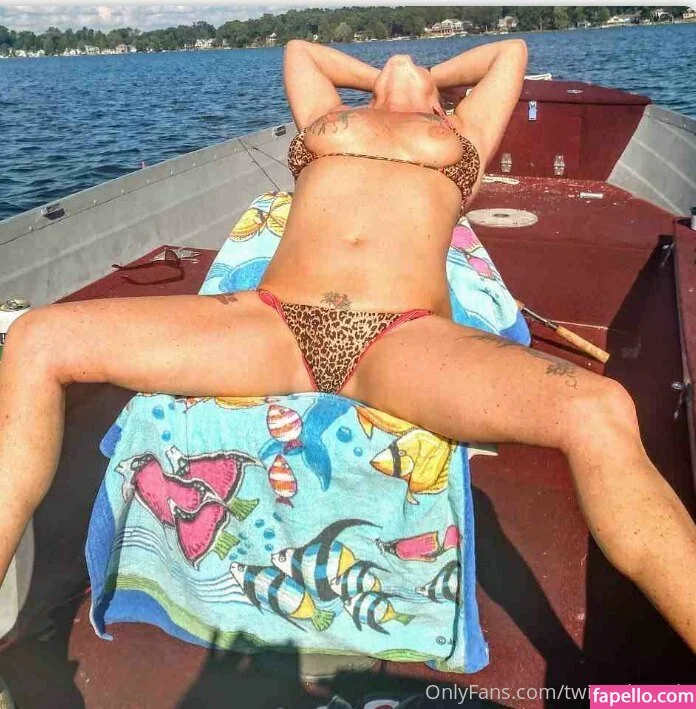 twisted_emily Onlyfans Photo Gallery 