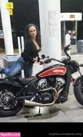 twisted_emily Onlyfans Photo Gallery 