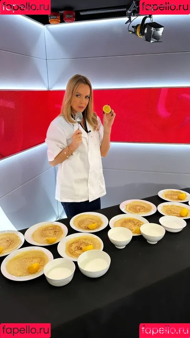Amanda Holden / amanda_holden / noholdenback Onlyfans Photo Gallery 