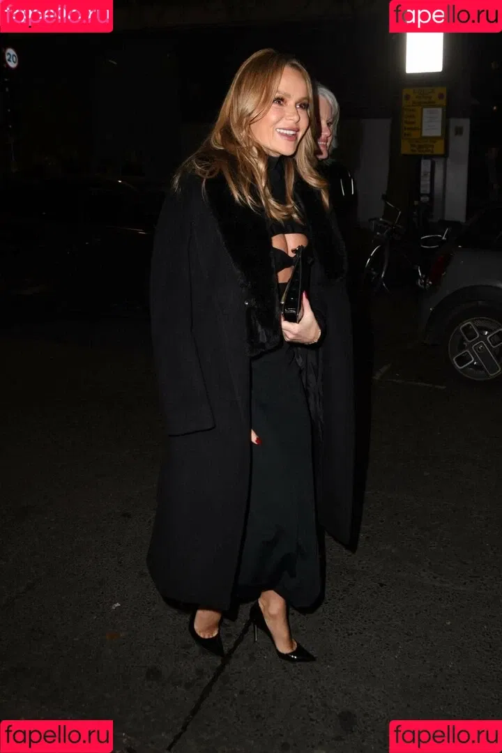 Amanda Holden / amanda_holden / noholdenback Onlyfans Photo Gallery 