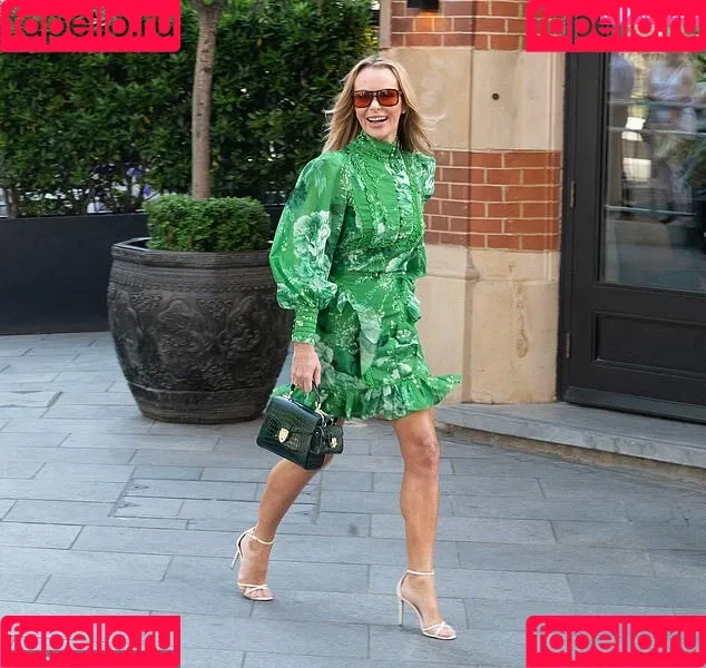 Amanda Holden / amanda_holden / noholdenback Onlyfans Photo Gallery 