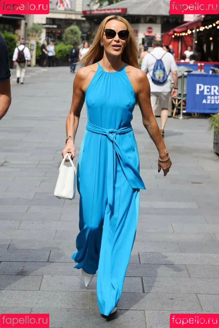 Amanda Holden / amanda_holden / noholdenback Onlyfans Photo Gallery 