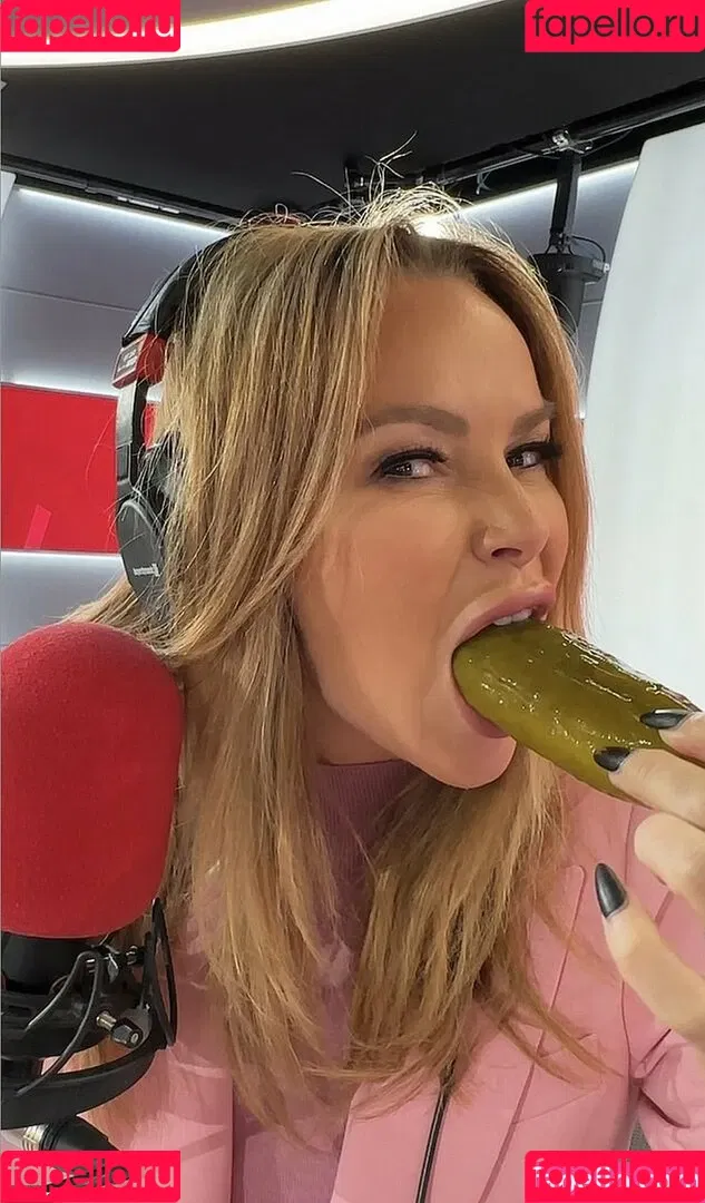 Amanda Holden / amanda_holden / noholdenback Onlyfans Photo Gallery 