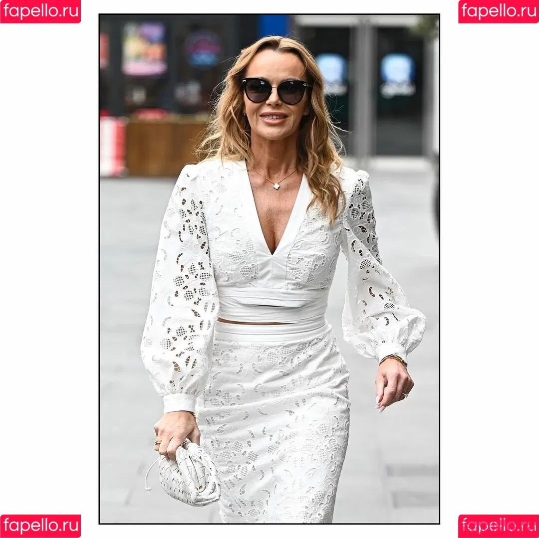 Amanda Holden / amanda_holden / noholdenback Onlyfans Photo Gallery 