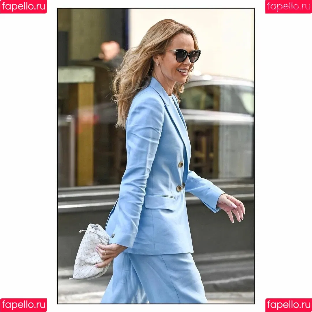 Amanda Holden / amanda_holden / noholdenback Onlyfans Photo Gallery 