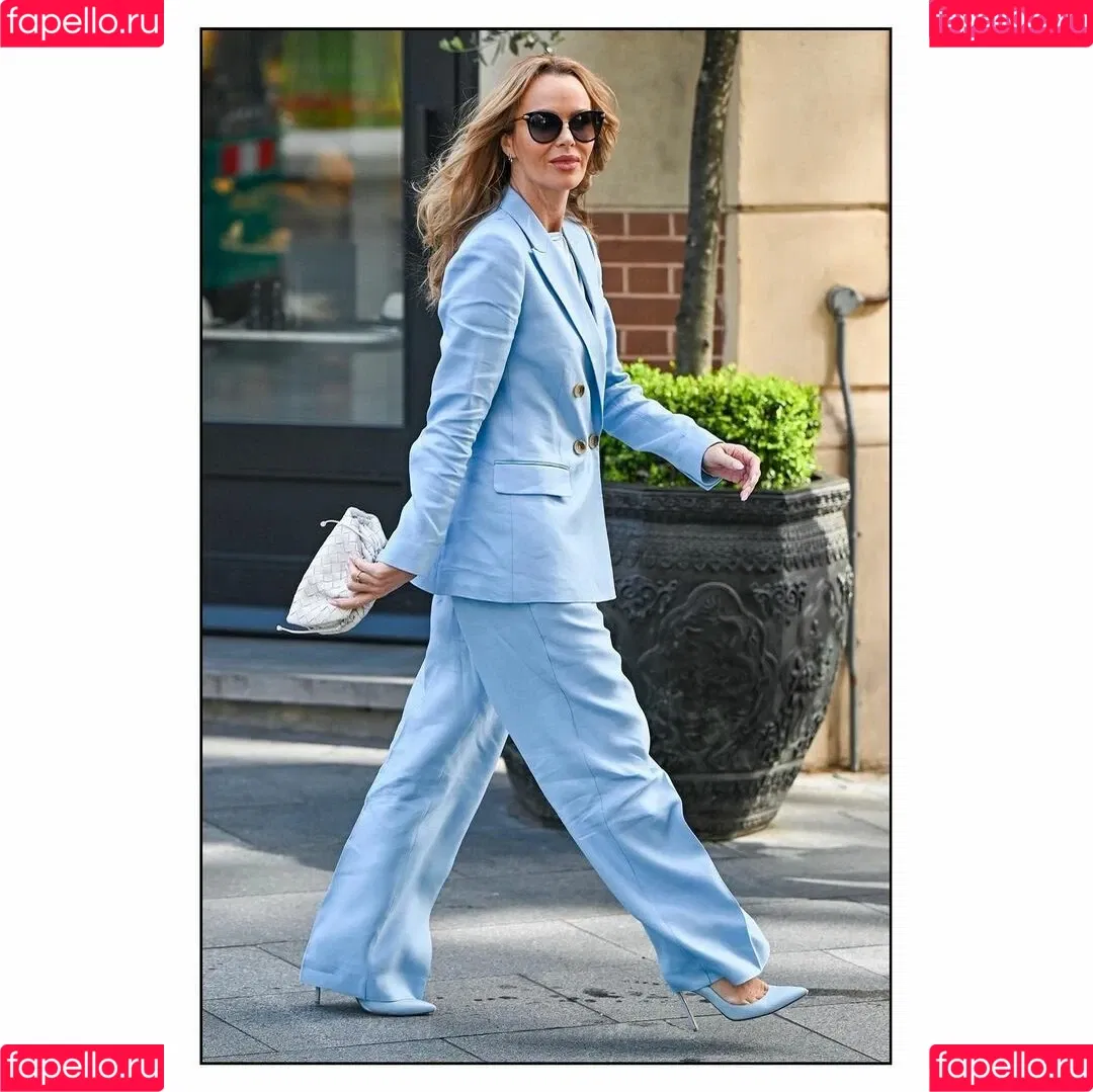 Amanda Holden / amanda_holden / noholdenback Onlyfans Photo Gallery 