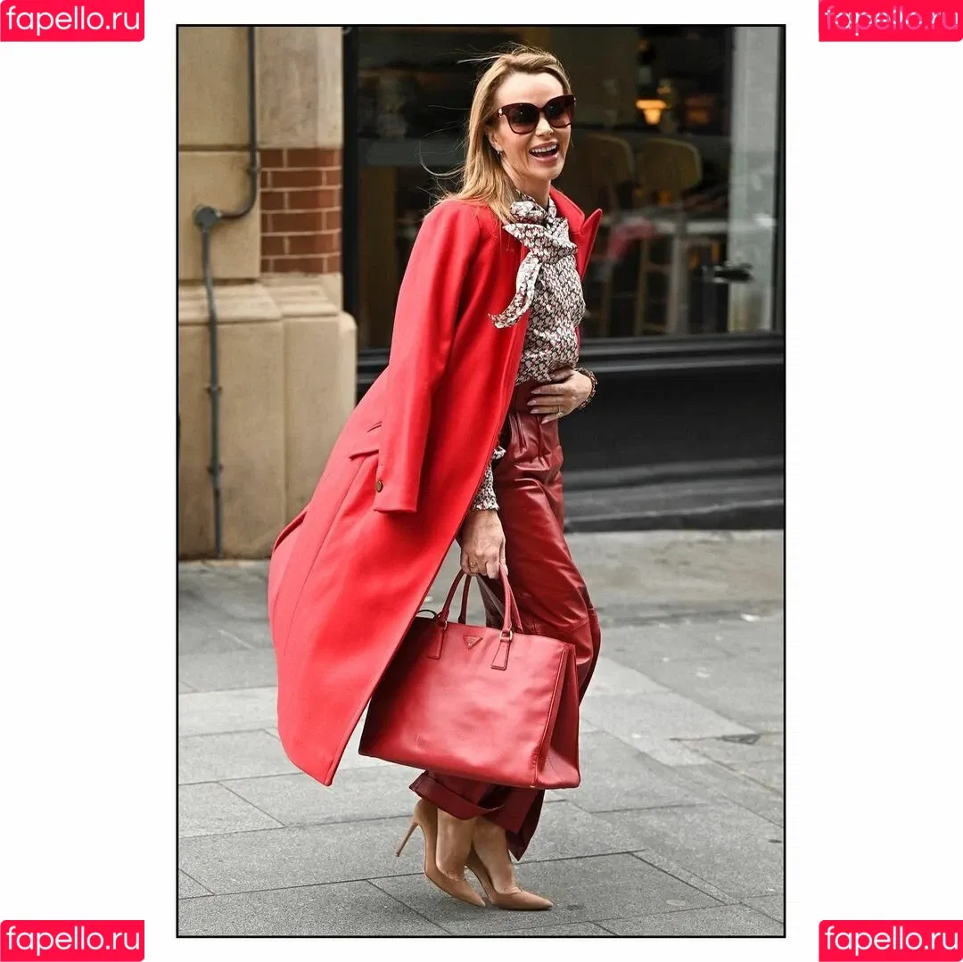Amanda Holden / amanda_holden / noholdenback Onlyfans Photo Gallery 