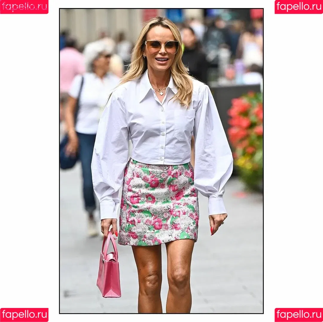 Amanda Holden / amanda_holden / noholdenback Onlyfans Photo Gallery 