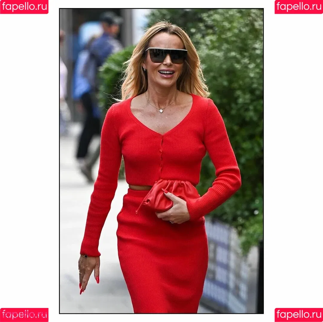 Amanda Holden / amanda_holden / noholdenback Onlyfans Photo Gallery 