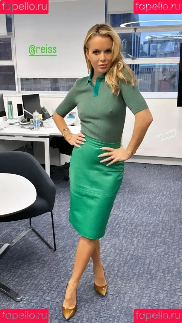 Amanda Holden / amanda_holden / noholdenback Onlyfans Photo Gallery 