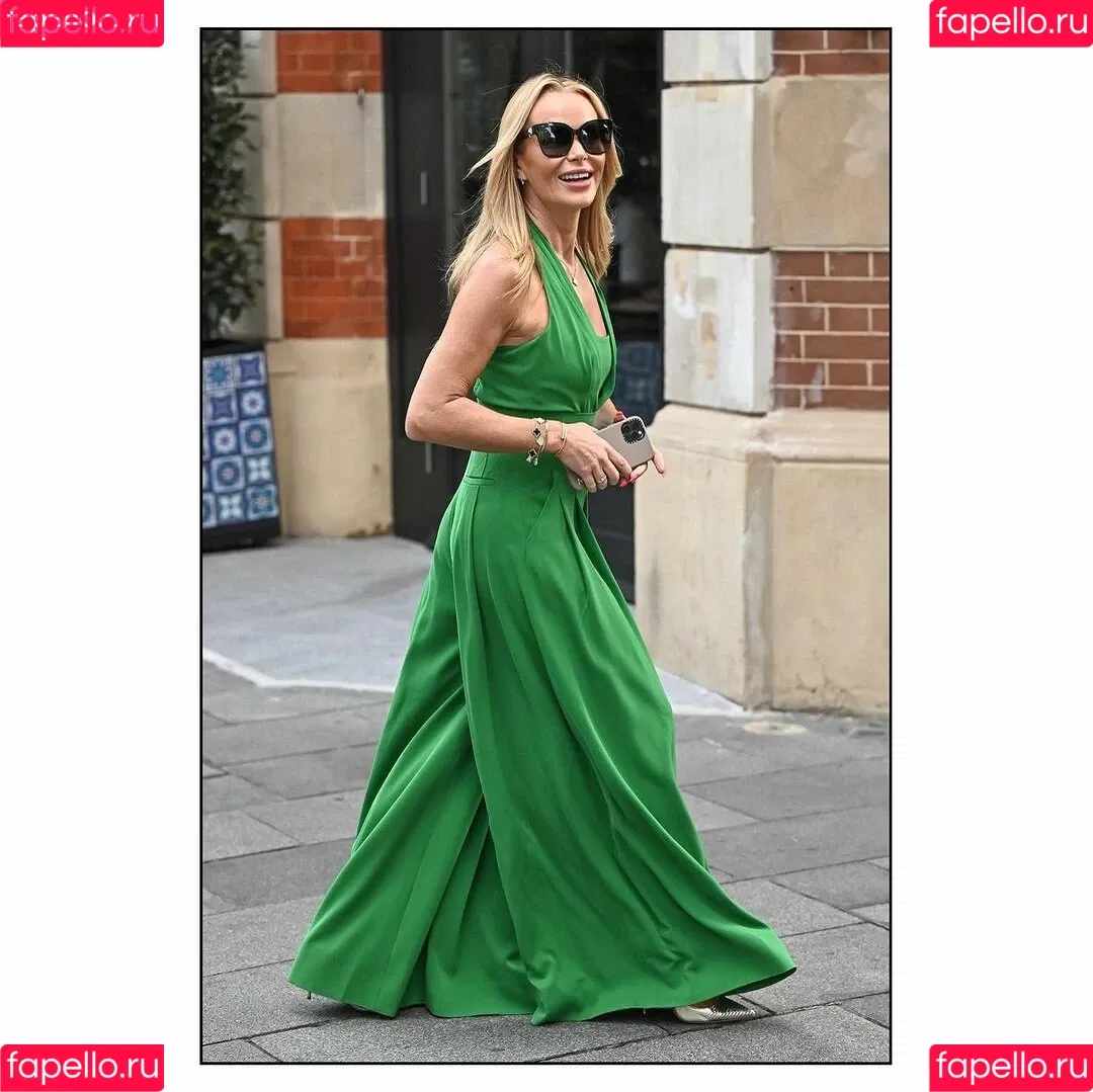 Amanda Holden / amanda_holden / noholdenback Onlyfans Photo Gallery 