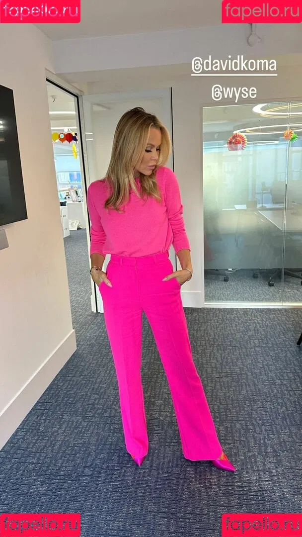 Amanda Holden / amanda_holden / noholdenback Onlyfans Photo Gallery 