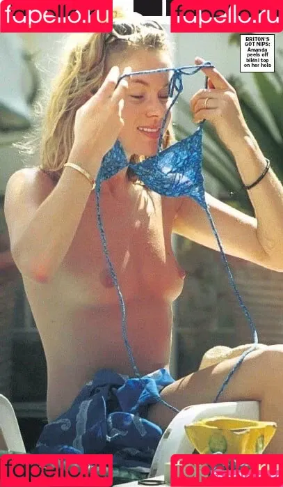 Amanda Holden / amanda_holden / noholdenback Onlyfans Photo Gallery 