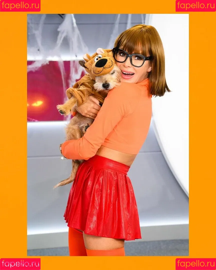 Amanda Holden / amanda_holden / noholdenback Onlyfans Photo Gallery 