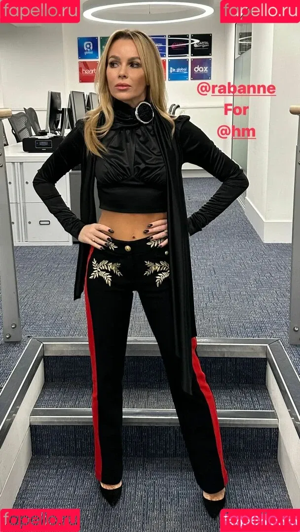 Amanda Holden / amanda_holden / noholdenback Onlyfans Photo Gallery 