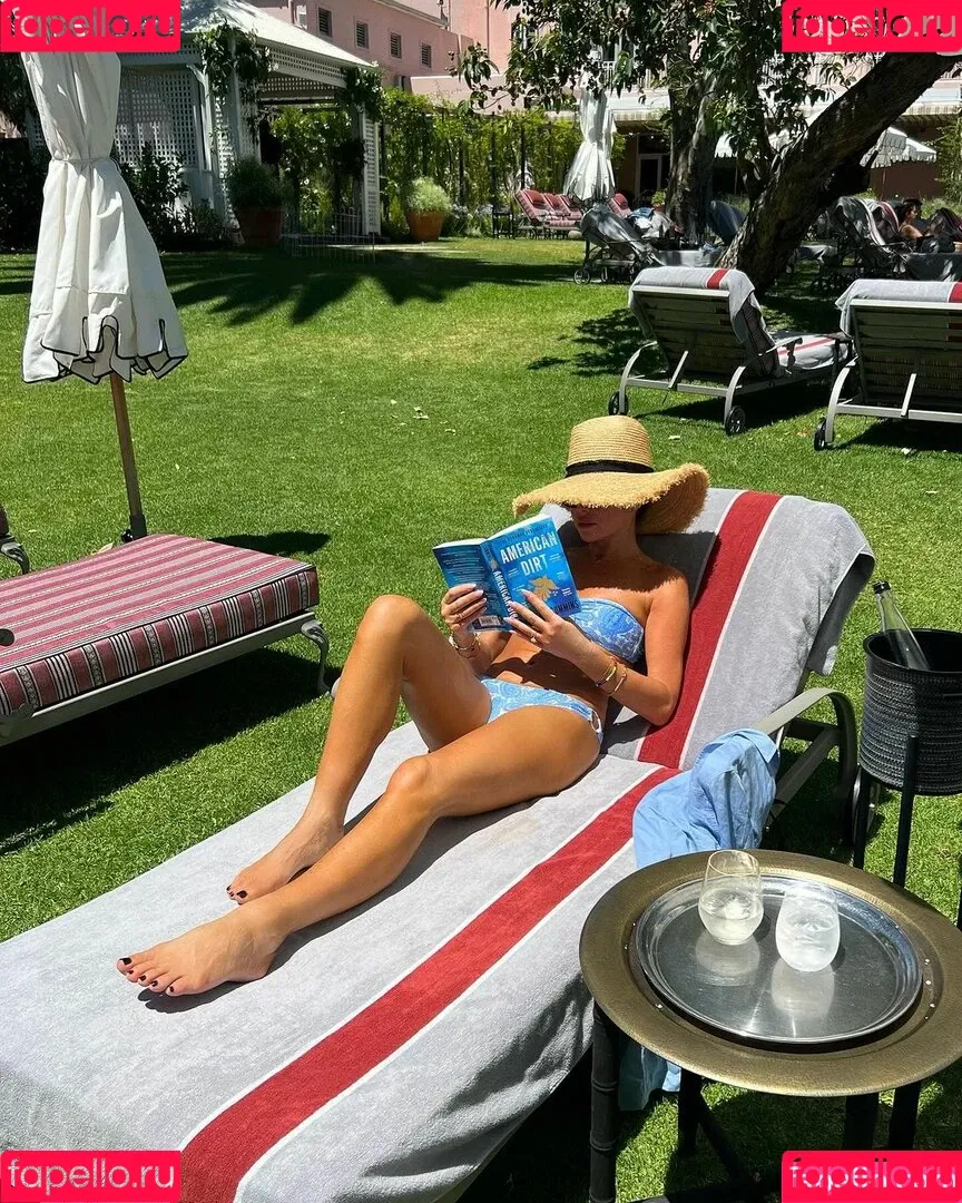 Amanda Holden / amanda_holden / noholdenback Onlyfans Photo Gallery 