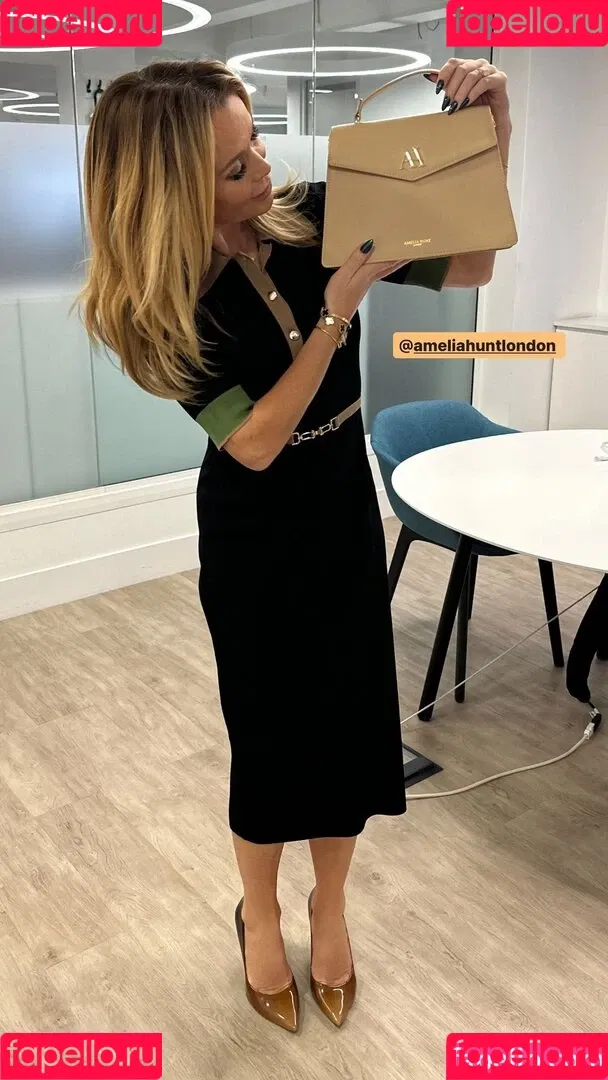 Amanda Holden / amanda_holden / noholdenback Onlyfans Photo Gallery 