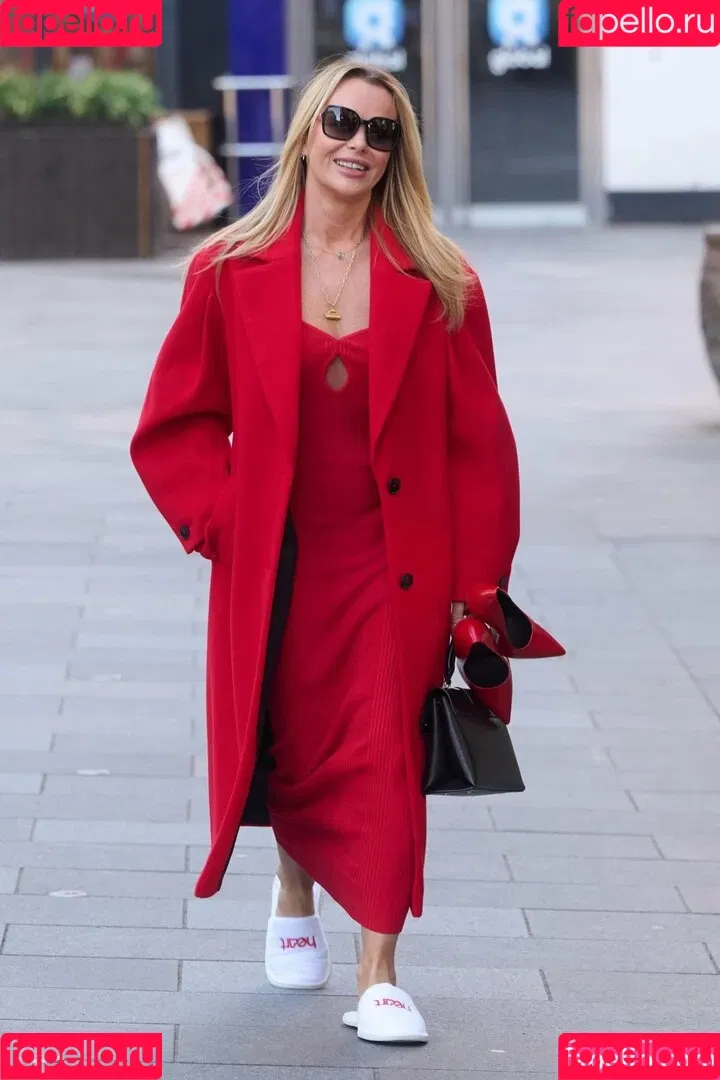 Amanda Holden / amanda_holden / noholdenback Onlyfans Photo Gallery 