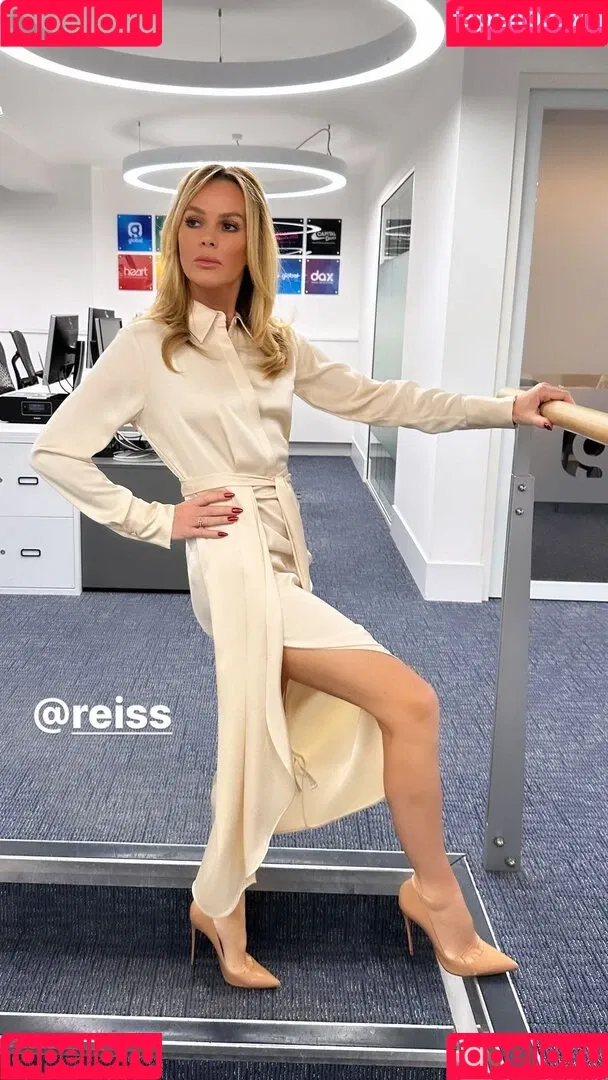 Amanda Holden / amanda_holden / noholdenback Onlyfans Photo Gallery 