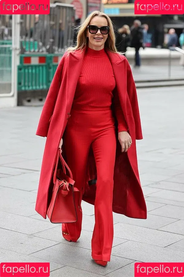 Amanda Holden / amanda_holden / noholdenback Onlyfans Photo Gallery 