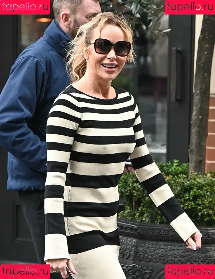 Amanda Holden / amanda_holden / noholdenback Onlyfans Photo Gallery 