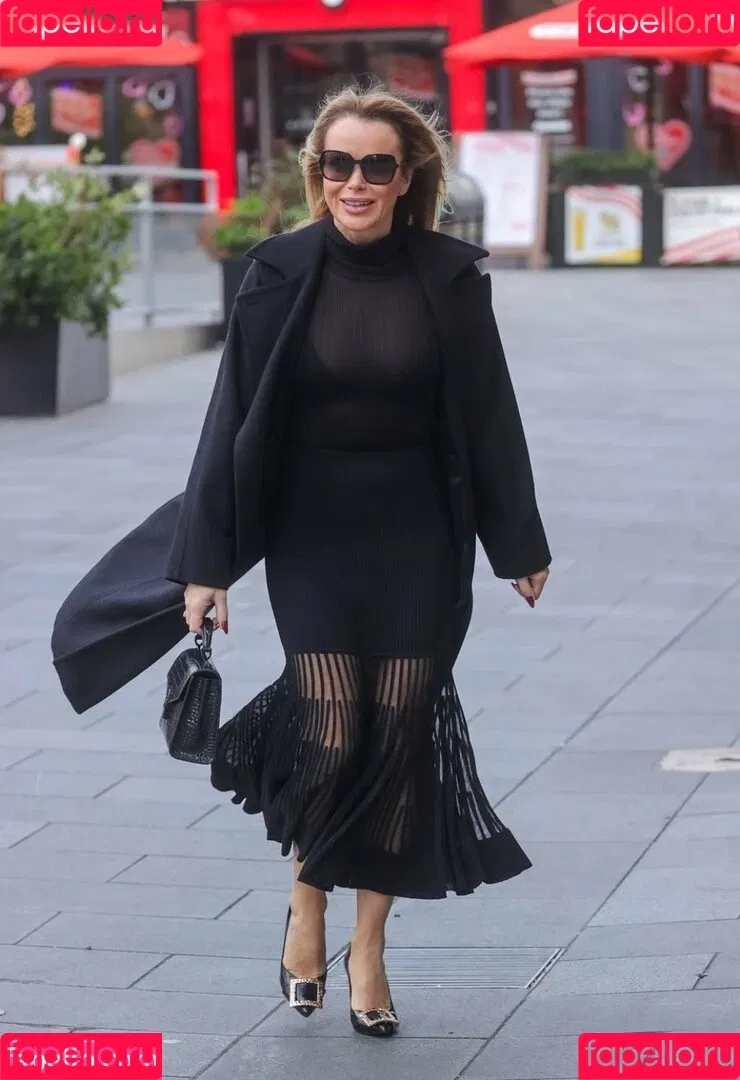 Amanda Holden / amanda_holden / noholdenback Onlyfans Photo Gallery 