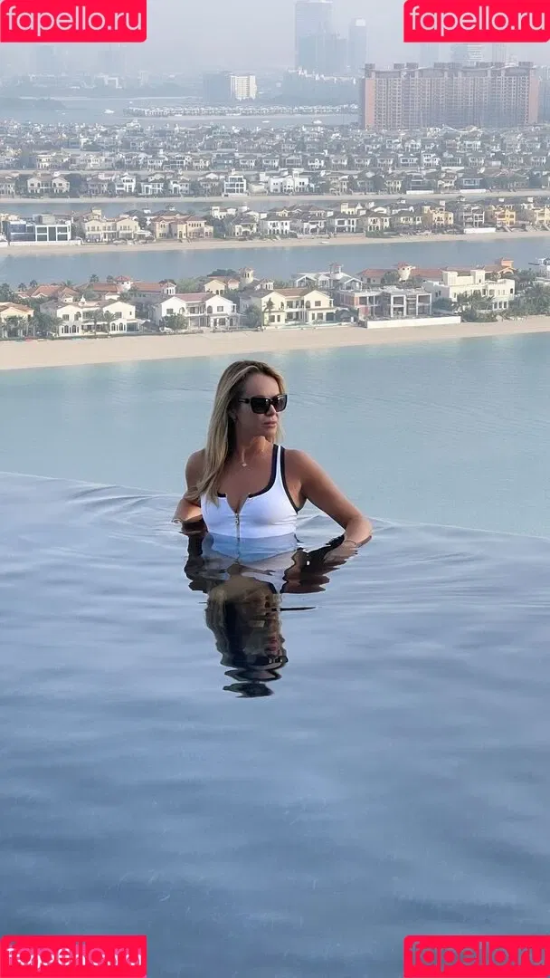 Amanda Holden / amanda_holden / noholdenback Onlyfans Photo Gallery 