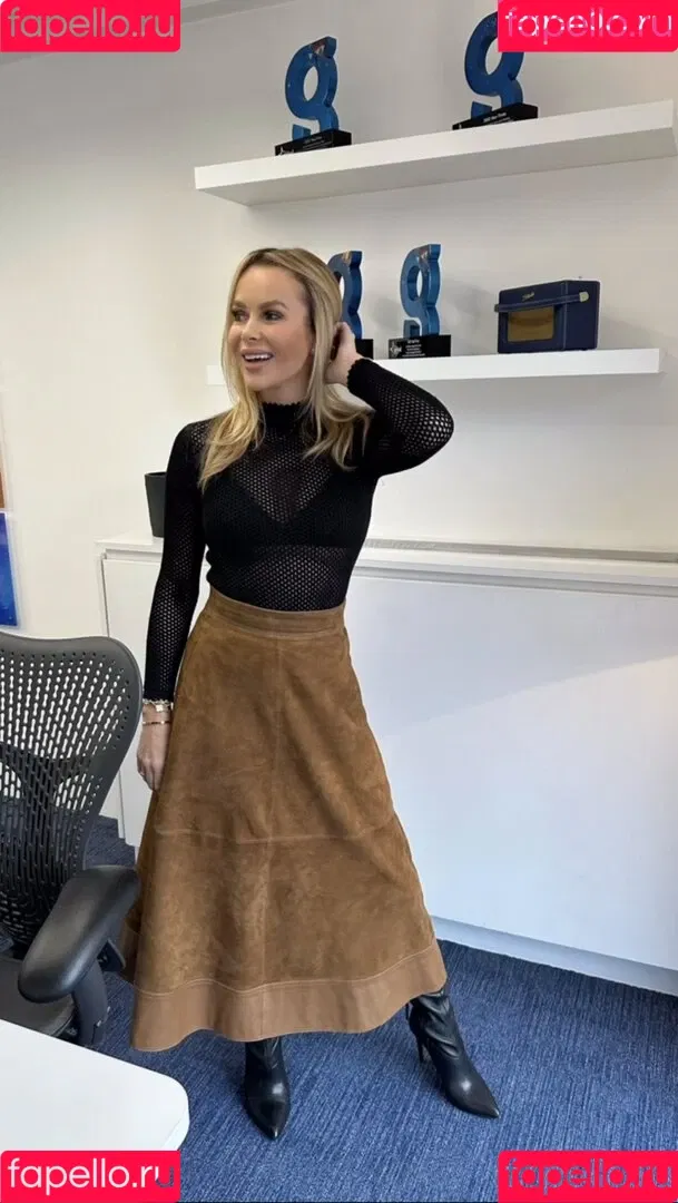 Amanda Holden / amanda_holden / noholdenback Onlyfans Photo Gallery 