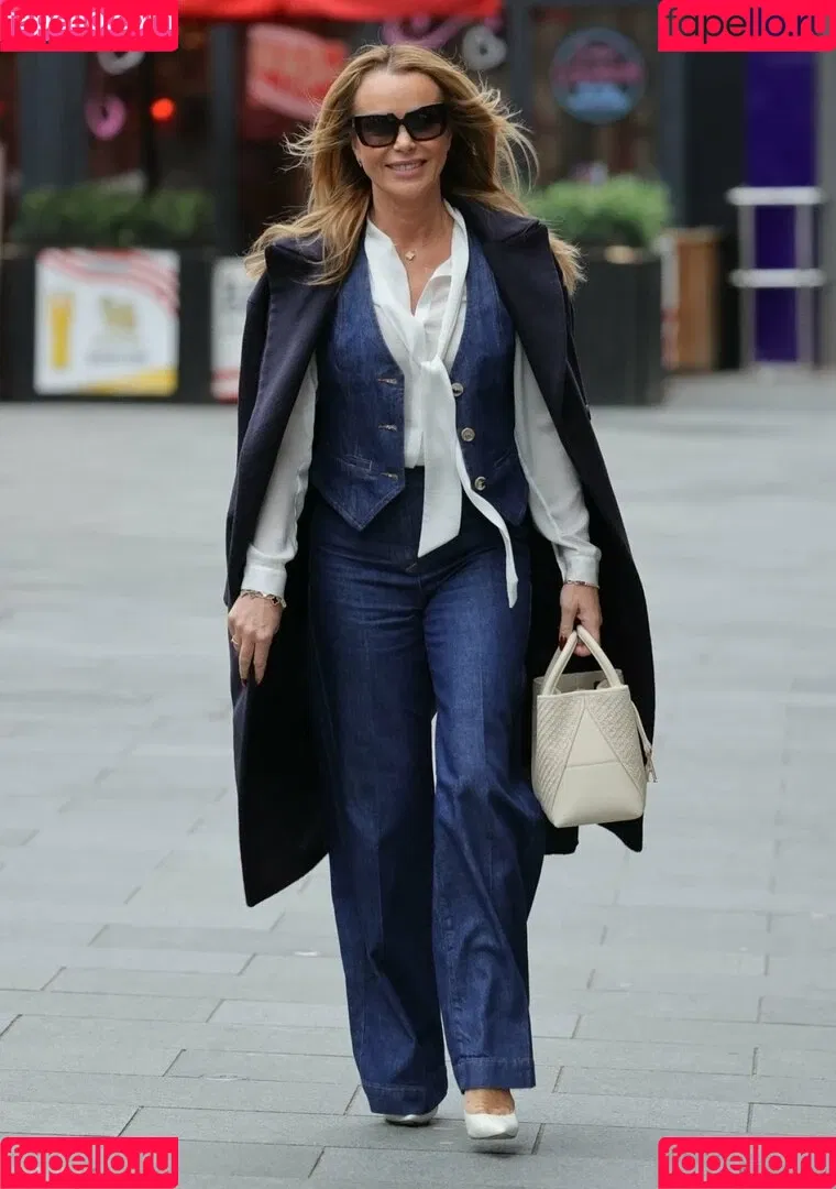 Amanda Holden / amanda_holden / noholdenback Onlyfans Photo Gallery 