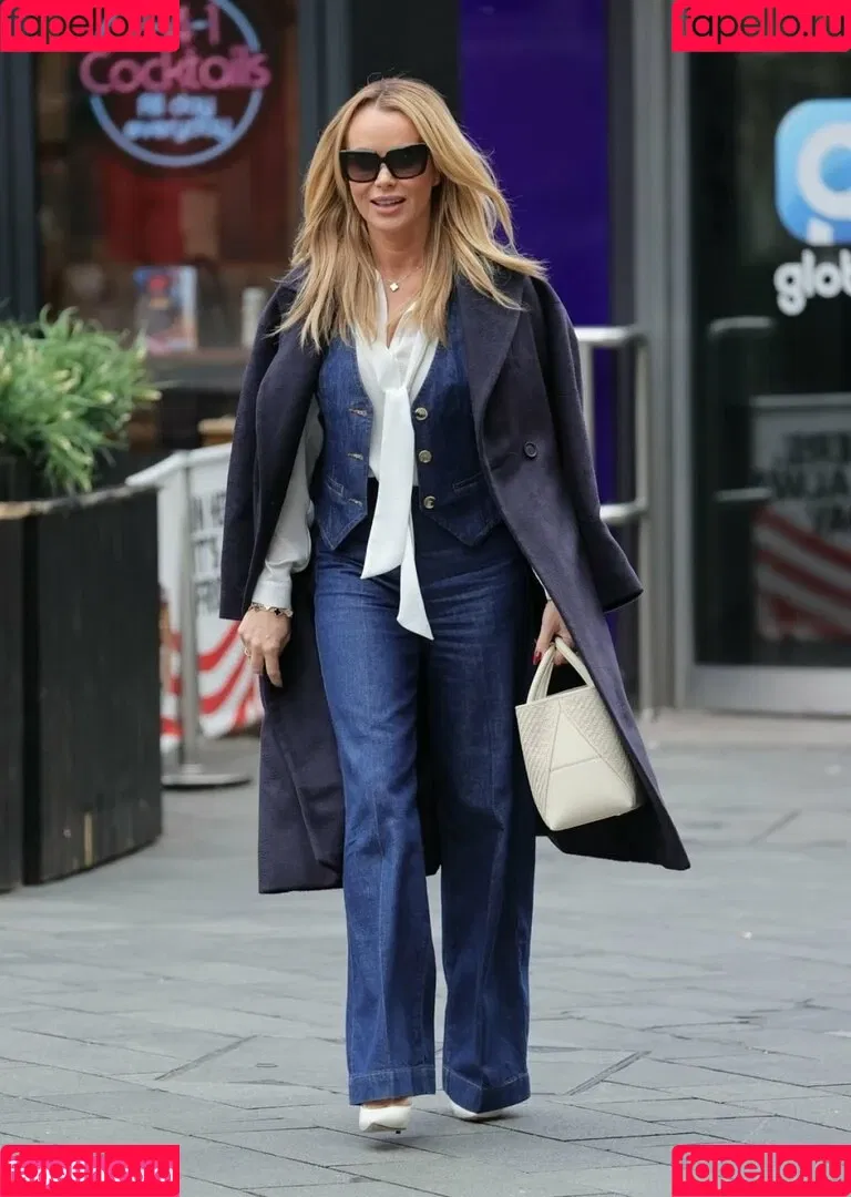 Amanda Holden / amanda_holden / noholdenback Onlyfans Photo Gallery 