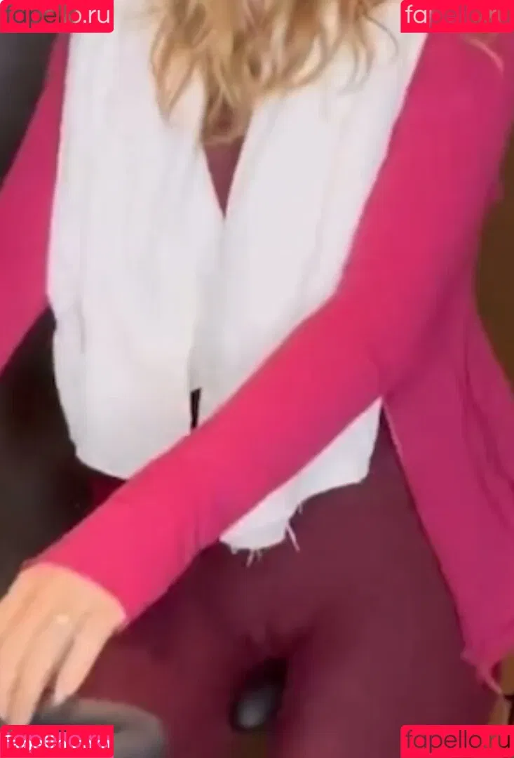 Amanda Holden / amanda_holden / noholdenback Onlyfans Photo Gallery 