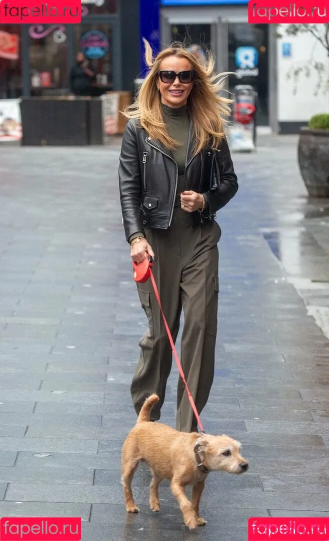 Amanda Holden / amanda_holden / noholdenback Onlyfans Photo Gallery 
