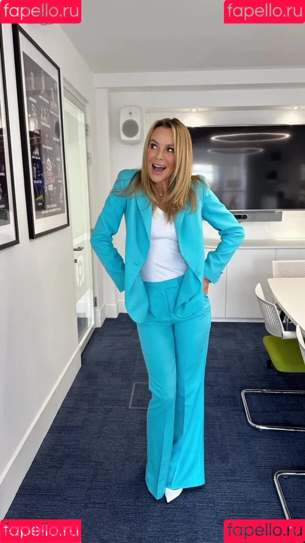 Amanda Holden / amanda_holden / noholdenback Onlyfans Photo Gallery 