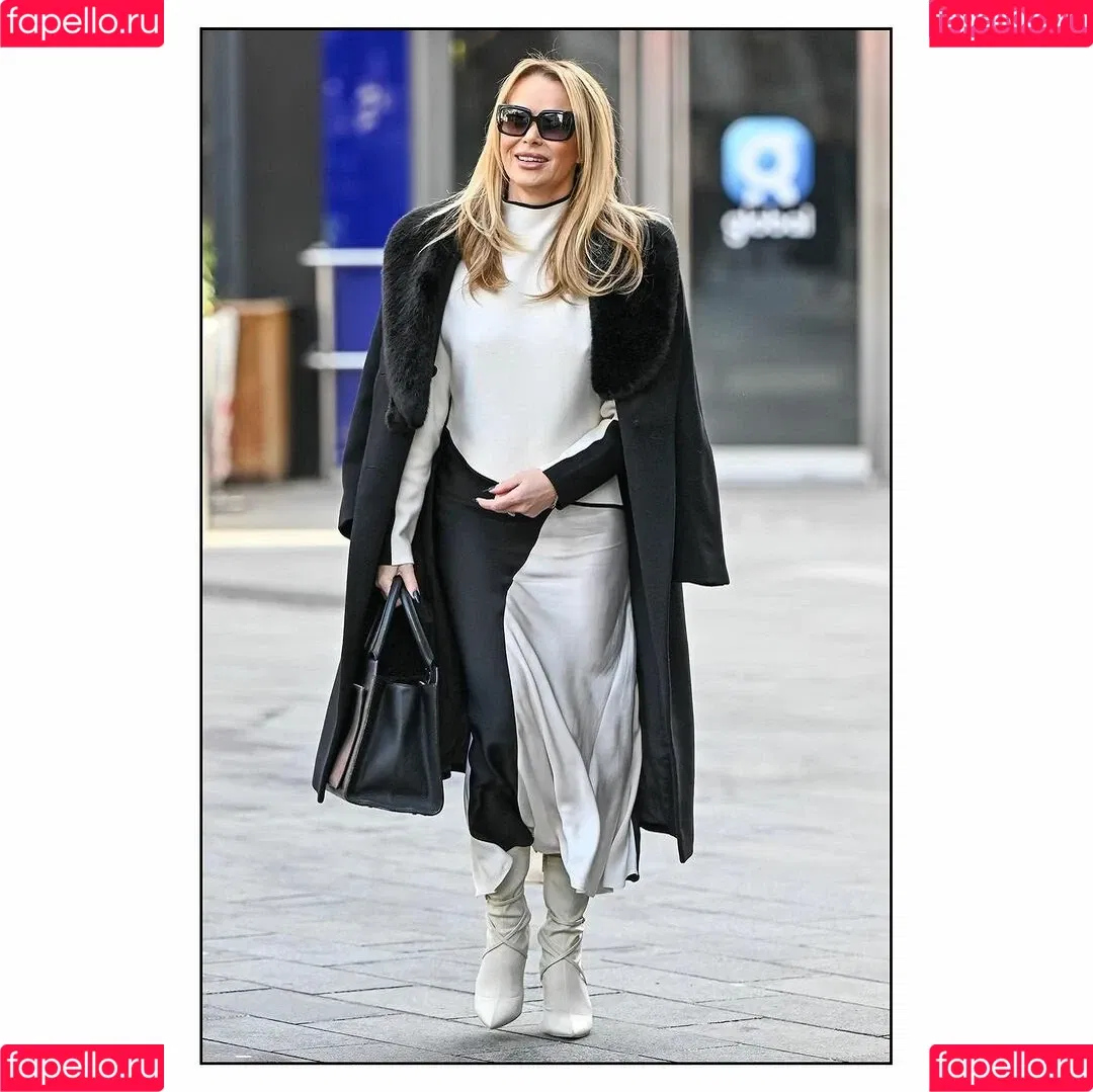 Amanda Holden / amanda_holden / noholdenback Onlyfans Photo Gallery 