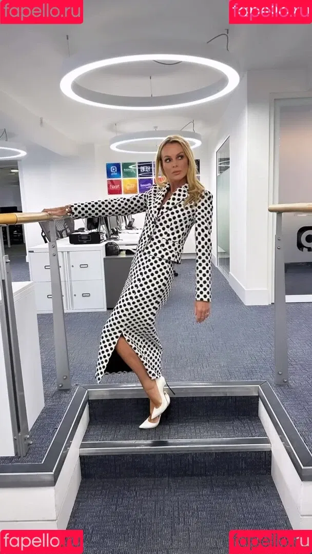 Amanda Holden / amanda_holden / noholdenback Onlyfans Photo Gallery 