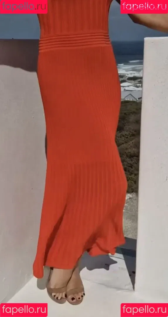 Amanda Holden / amanda_holden / noholdenback Onlyfans Photo Gallery 