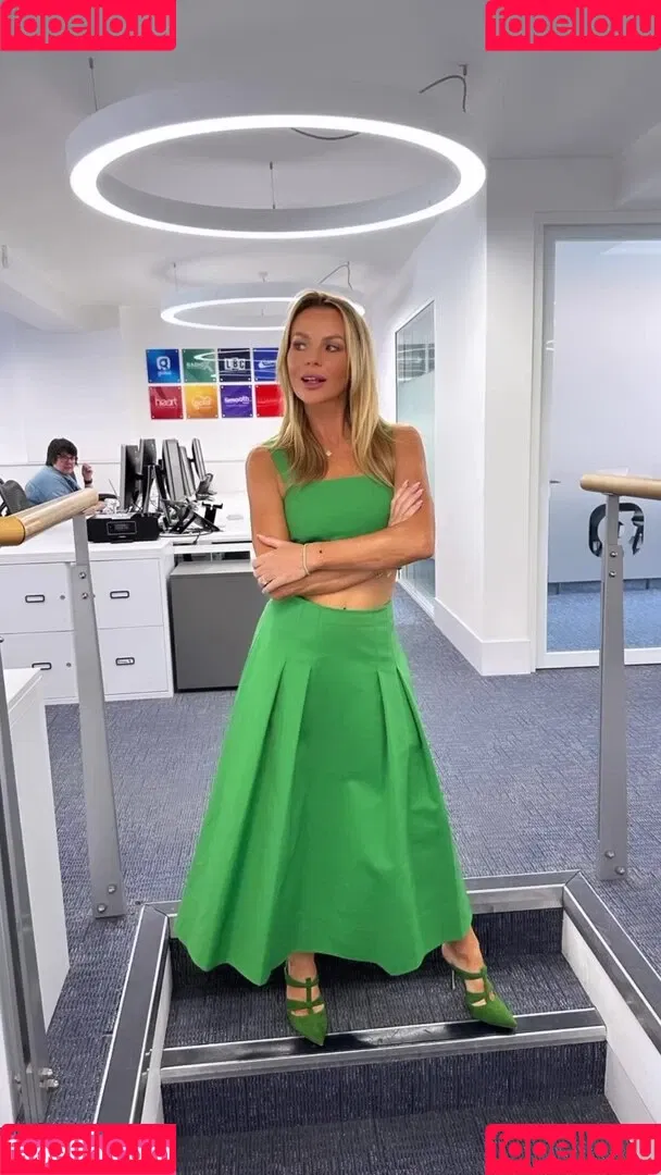 Amanda Holden / amanda_holden / noholdenback Onlyfans Photo Gallery 
