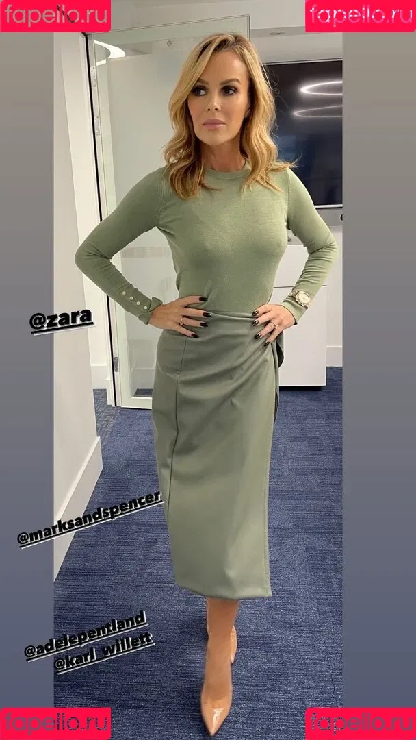 Amanda Holden / amanda_holden / noholdenback Onlyfans Photo Gallery 