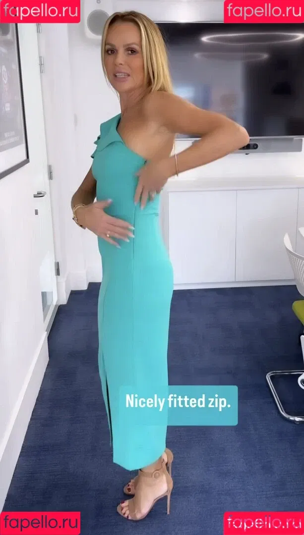 Amanda Holden / amanda_holden / noholdenback Onlyfans Photo Gallery 