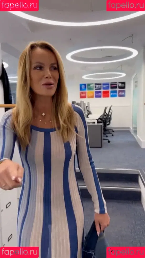 Amanda Holden / amanda_holden / noholdenback Onlyfans Photo Gallery 