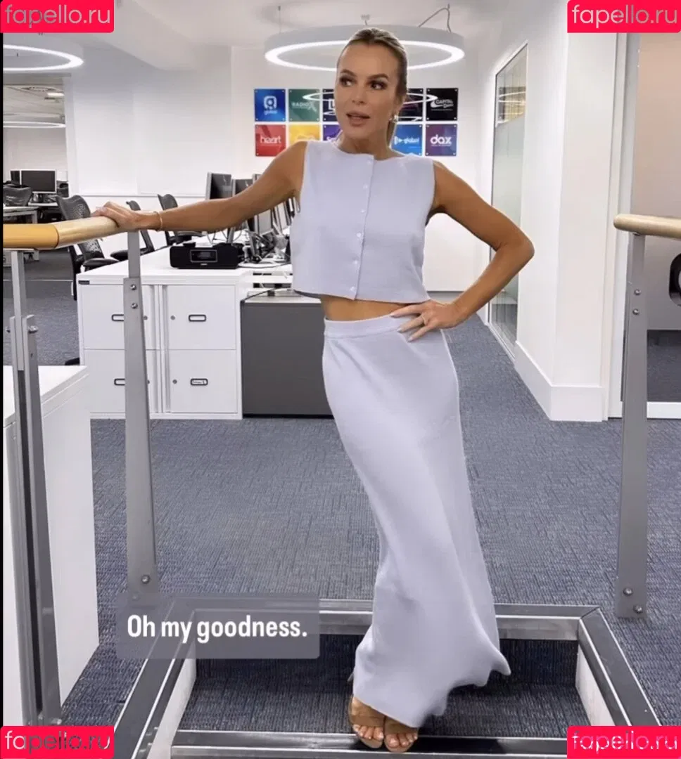 Amanda Holden / amanda_holden / noholdenback Onlyfans Photo Gallery 