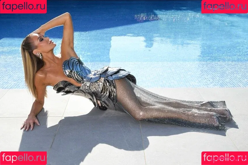 Amanda Holden / amanda_holden / noholdenback Onlyfans Photo Gallery 