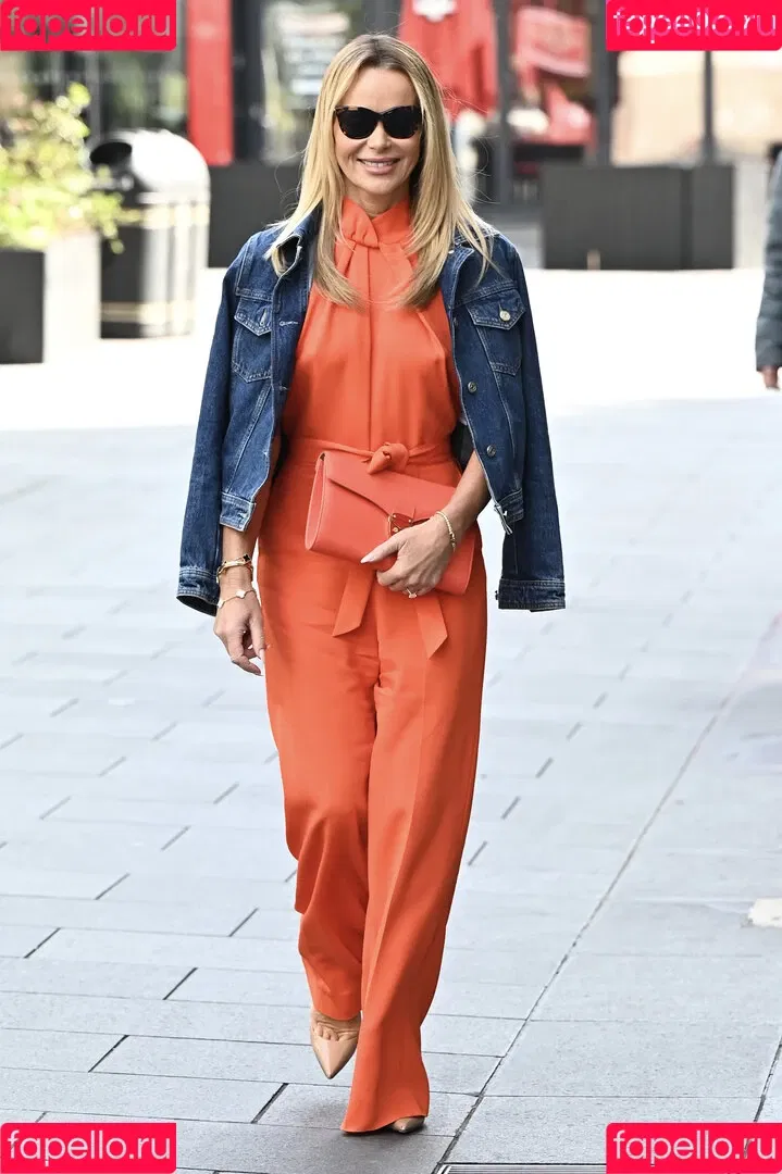 Amanda Holden / amanda_holden / noholdenback Onlyfans Photo Gallery 