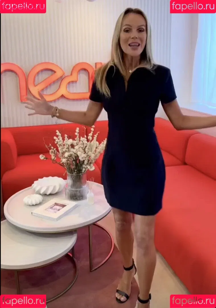 Amanda Holden / amanda_holden / noholdenback Onlyfans Photo Gallery 