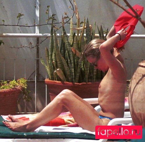 Amanda Holden Nude Onlyfans Photo 30