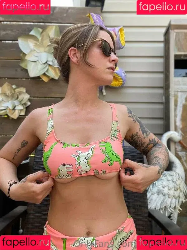 JuicyJeni / jlynnbooty / juicy_jeni Onlyfans Photo Gallery 